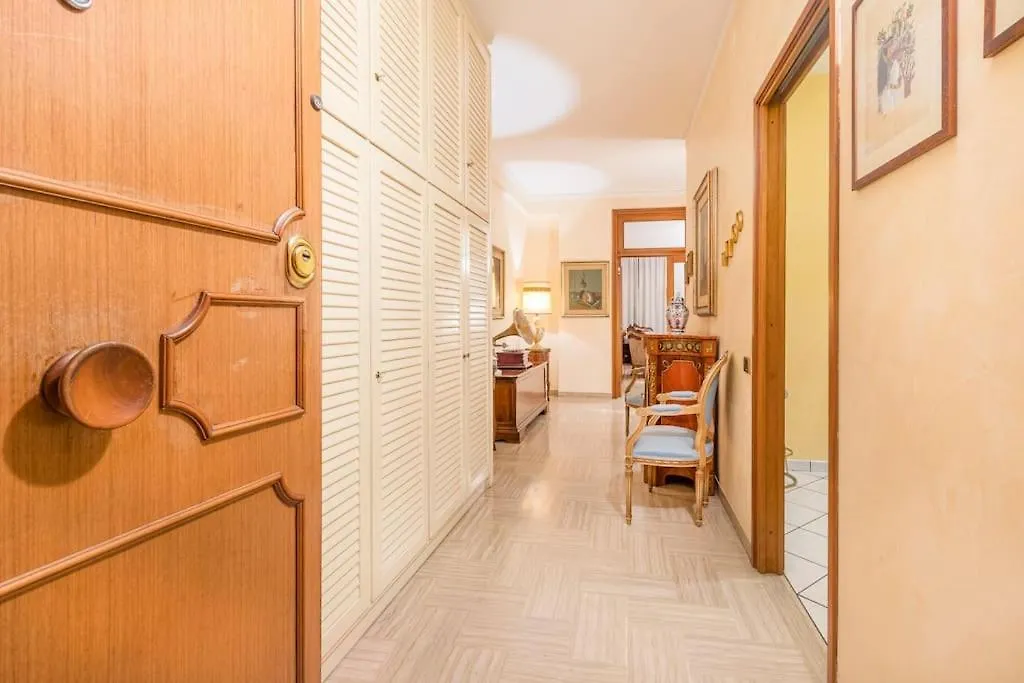 דירה מודנה Drake'S Royal Suite - City Centre & Train Station