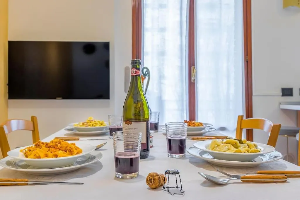 מודנה Drake'S Royal Suite - City Centre & Train Station דירה